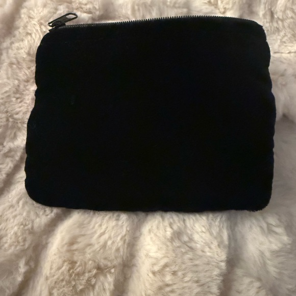 Floral Embroidered Clutch - Multicolor - Picture 5 of 5